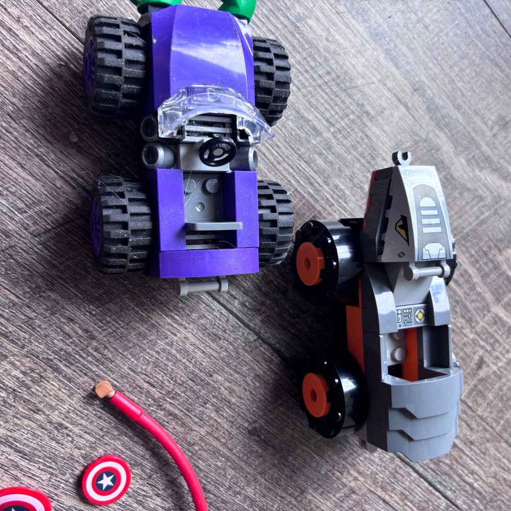 LEGO Marvel Super Heroes Minifigure Vehicle Lot spider man Captain America - Picture 8 of 12